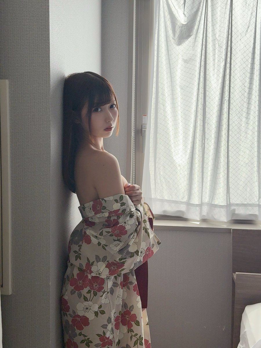 逢沢みゆが公式Xに投稿した「ねえ、直してくれないの」の画像