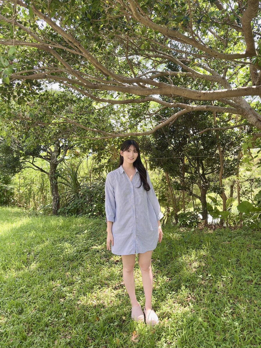 本庄鈴が公式Xに投稿した「REbeccaさんから今年もイメージDVDに出させていたたきました！ みんなのおかげです 本当にありがとうございます🙇🏻‍♀️✨ 「Suzu10 Perfect Symphony・本庄鈴」 予約受付が始まりましたので よろしくお願いします☺️❤︎ BD: DVD:」の画像