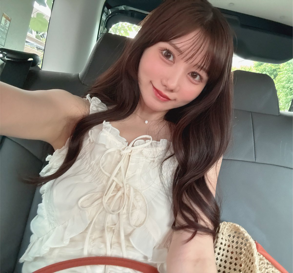五日市芽依が公式Xに投稿した「私にやってほしい内容ありますか？」の画像