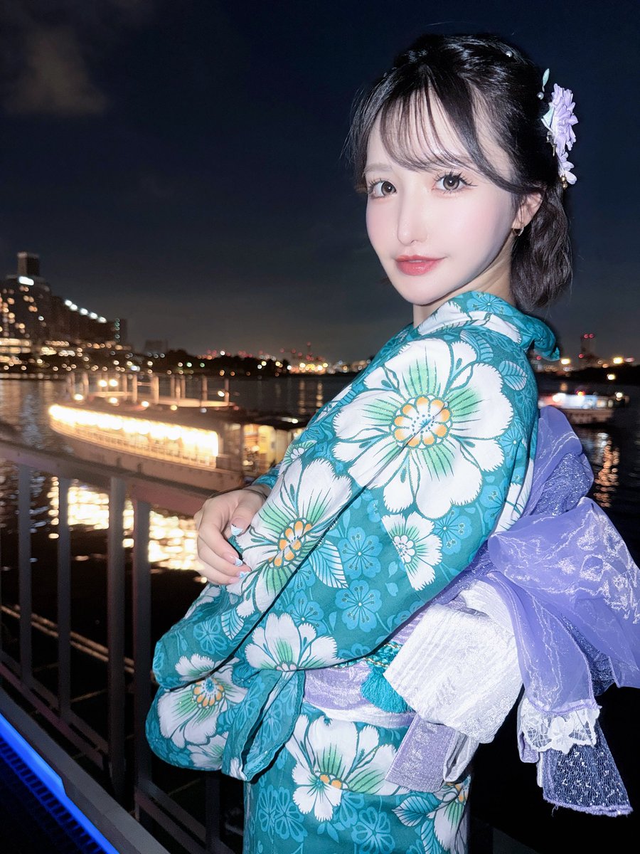 百永さりなが公式Xに投稿した「先日、今年初浴衣してきた👘 ♡」の画像