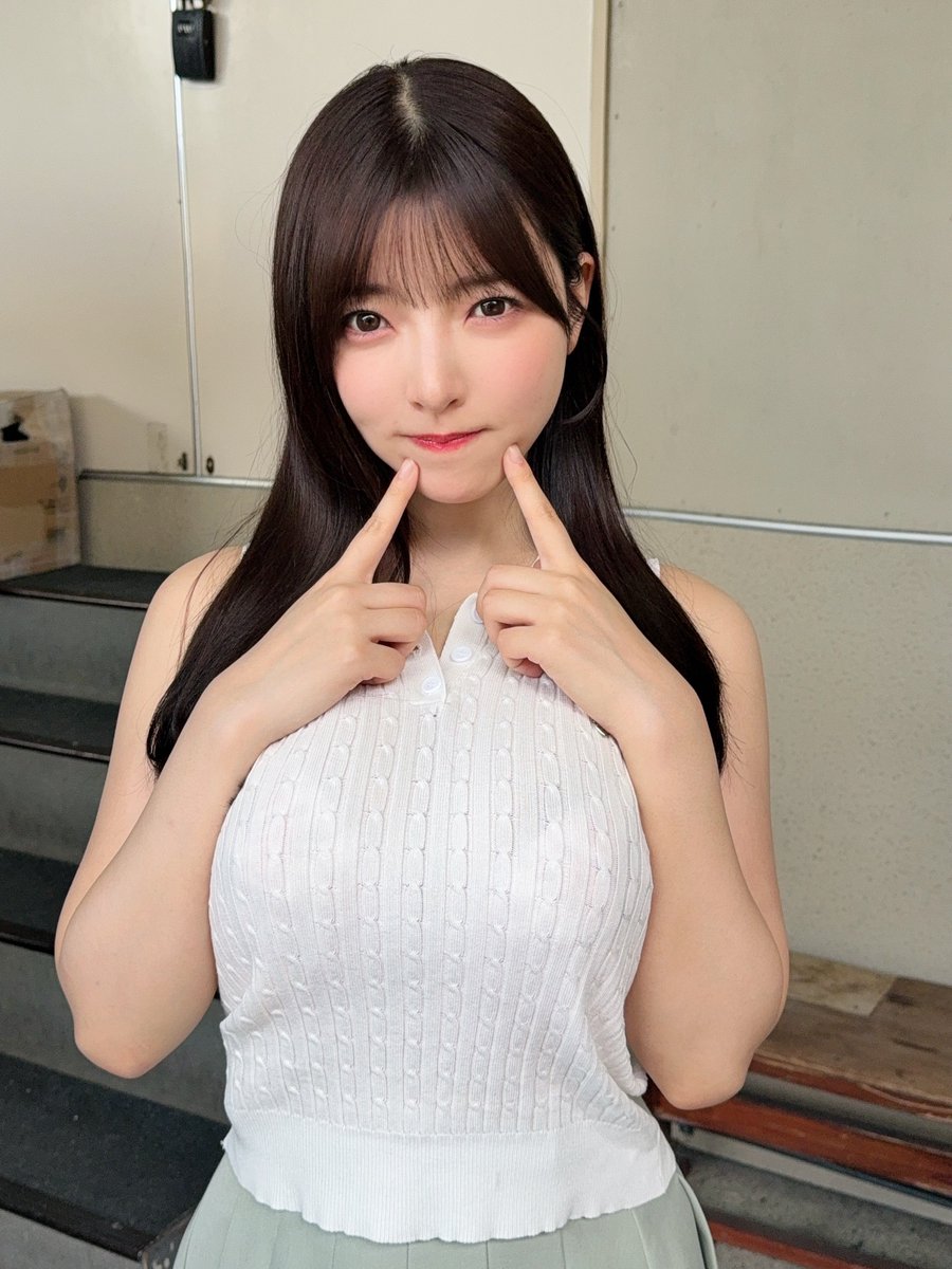彩月七緒が公式Xに投稿した「今日もがんばろうね💎☘️」の画像