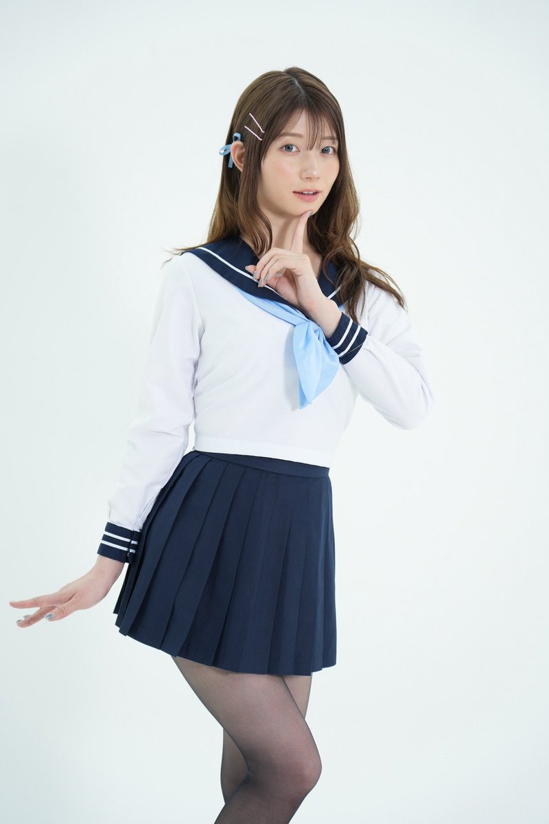 瀬戸環奈が公式Xに投稿した「🌷お知らせ🌷 ／ 【きーこれくと】とのコラボ 本日スタートですっ💙☠️💙 ＼ ゲームの中で「瀬戸環奈」と みんなお話しできるよ〜😉💙 柚木ゆめちゃんの制服コスプレしました🎀 会いに来てくれるの待ってるよっ！ @keycollect_jp」の画像