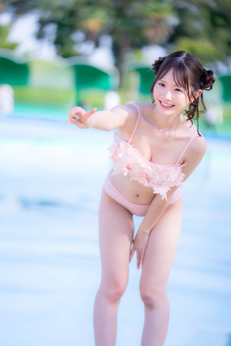 白上咲花が公式Xに投稿した「8/28(金)20:00チケ発です！ 私の出演日は9/30！！ 出演グループはこのあと発表になります！ サマランで今年最後の夏の思い出つくろうね🥺」の画像