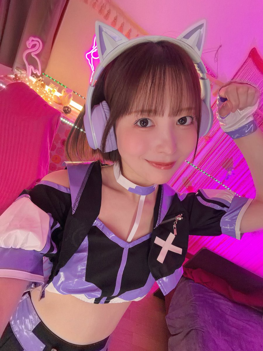 天馬ゆいが公式Xに投稿した「洗脳されちゃった💗」の画像