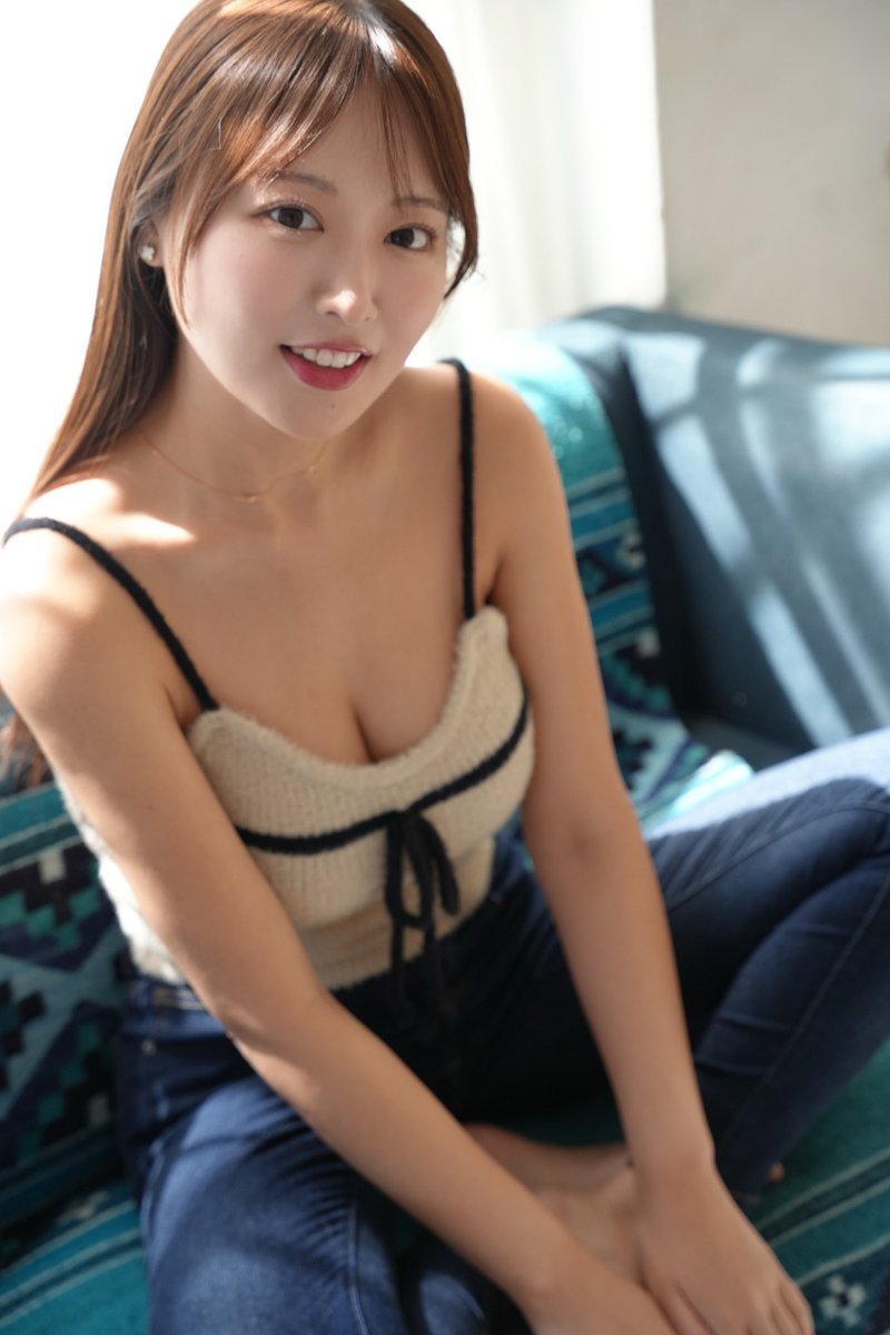 葉月まゆが公式Xに投稿した「おはやだよー☀️」の画像