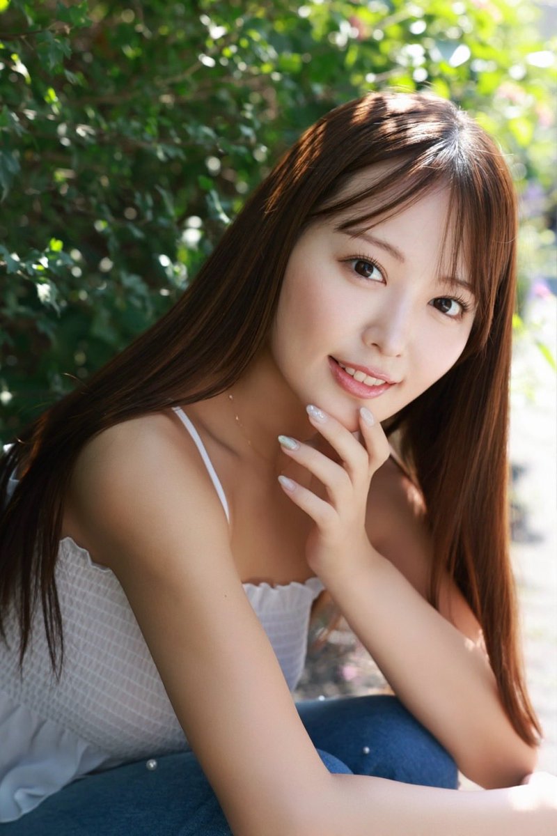 葉月まゆが公式Xに投稿した「おはよ☀️」の画像