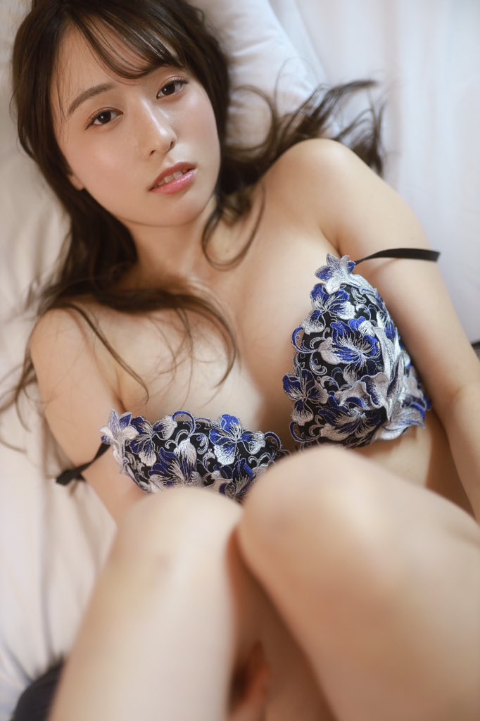 宝生みさとが公式Xに投稿した「私は、甘えたい派です…🤭💕」の画像